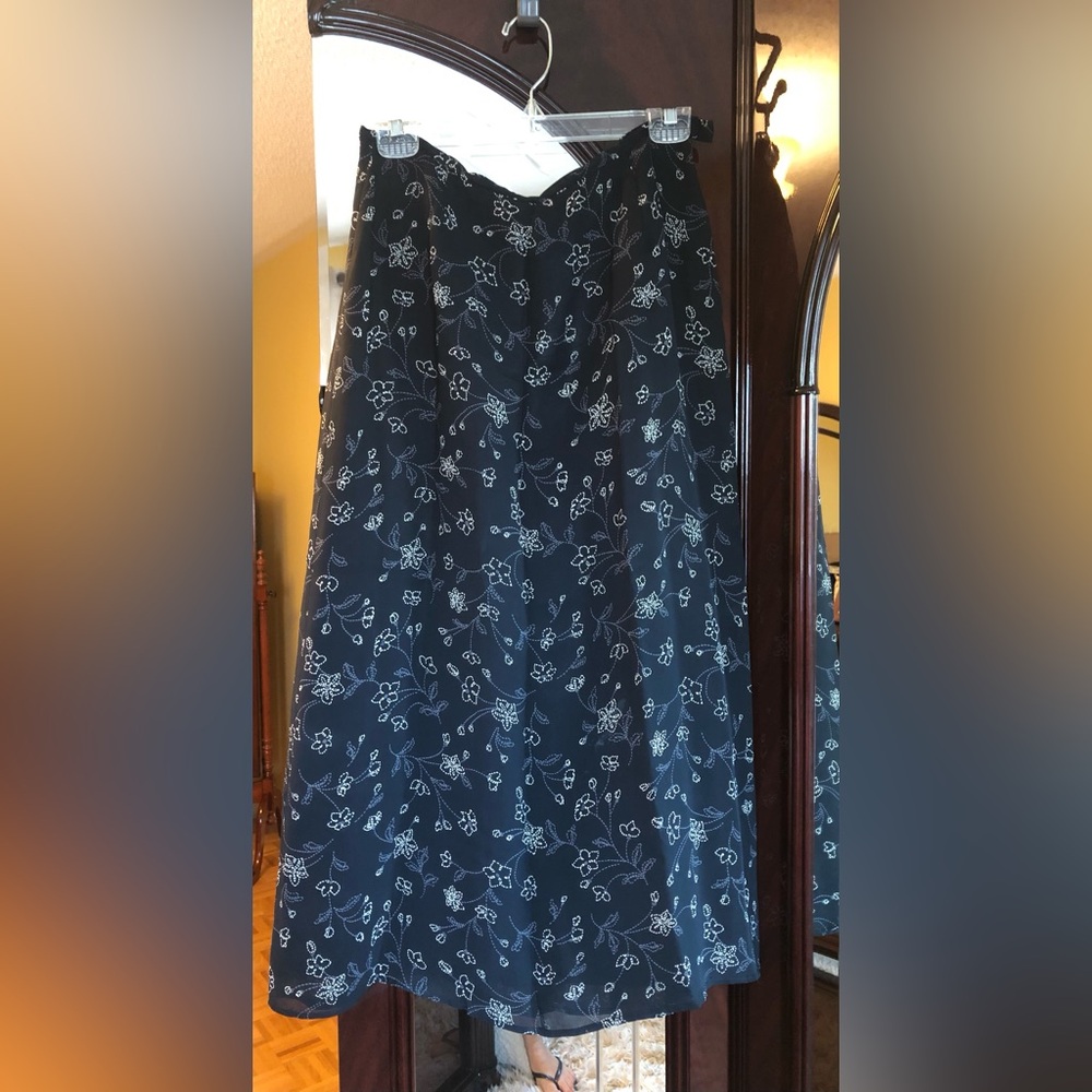 Floral Black and White Skirt